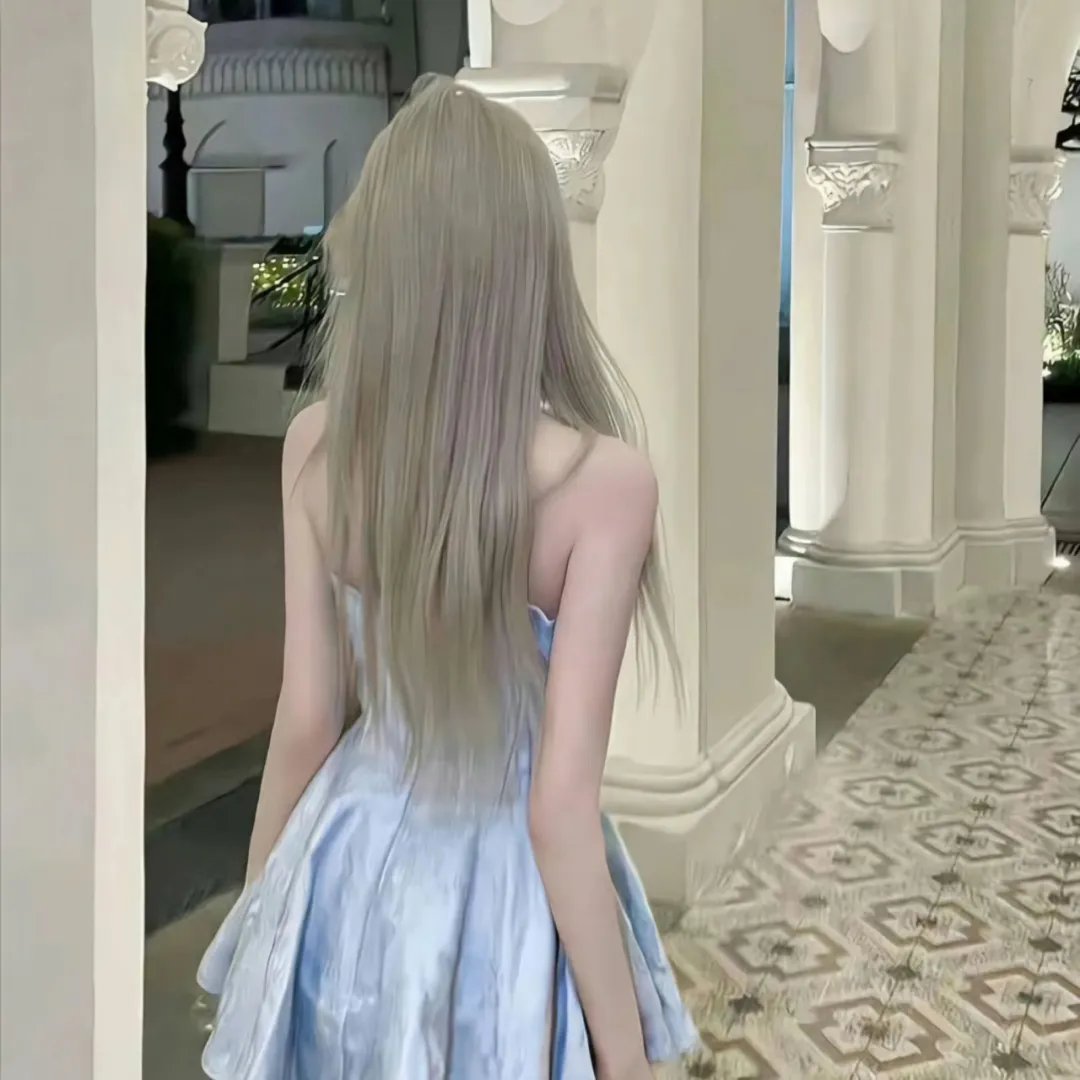 纳菲的父亲 海报